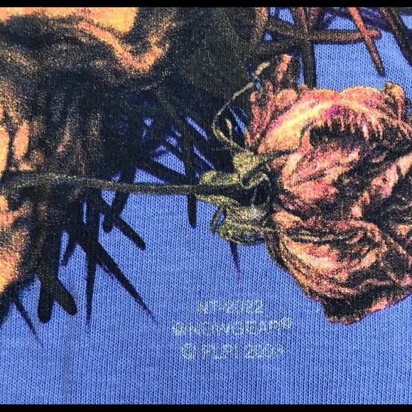 NOS Womens Graphic Strap T-SHIRT SKELETON & ROSE - Picture 3 of 4